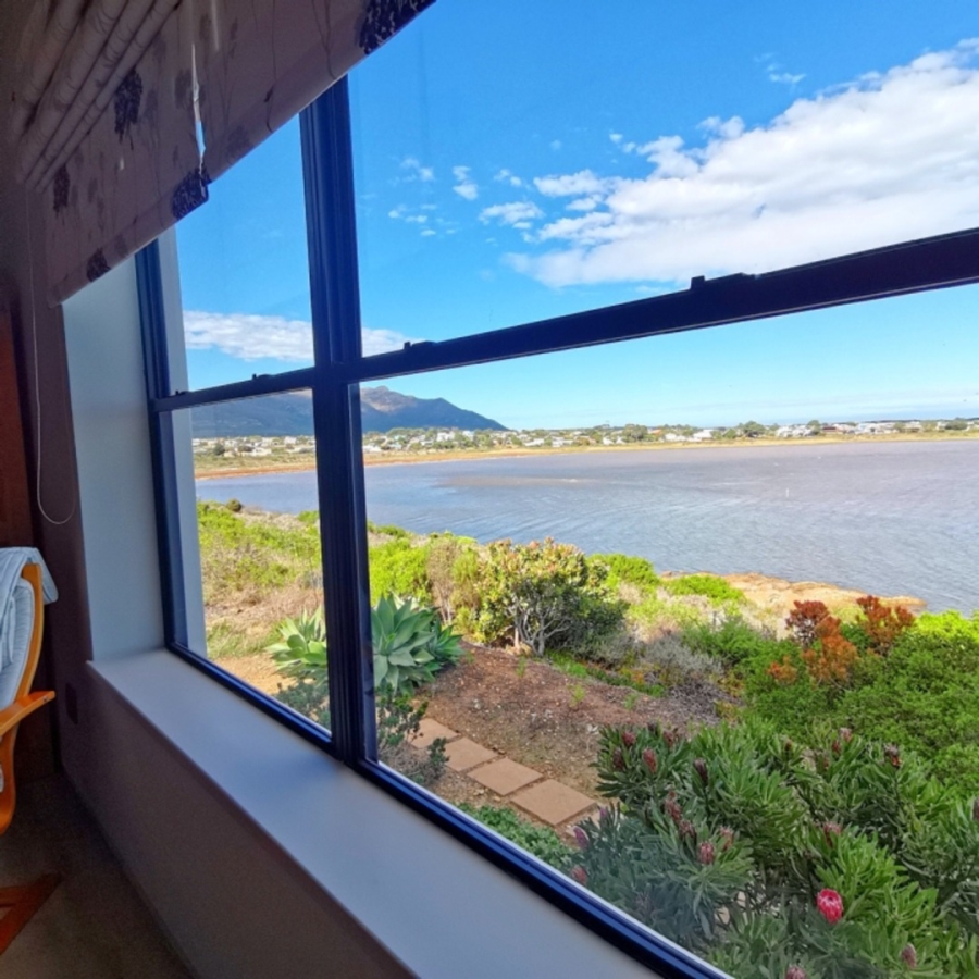 2 Bedroom Property for Sale in Benguela Cove Lagoon Wine Estate Western Cape